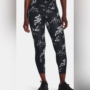 NWT Under Armour Floral UA Mileage Compression Ankle Tights Legging Medium